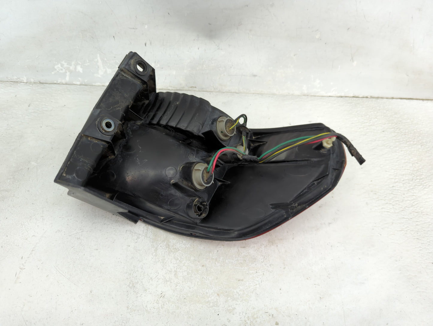 1999-2001 Honda Odyssey Tail Light Assembly Passenger Right OEM P/N:7443 Fits Fits 1999 2000 2001 OEM Used Auto Parts - Oemu