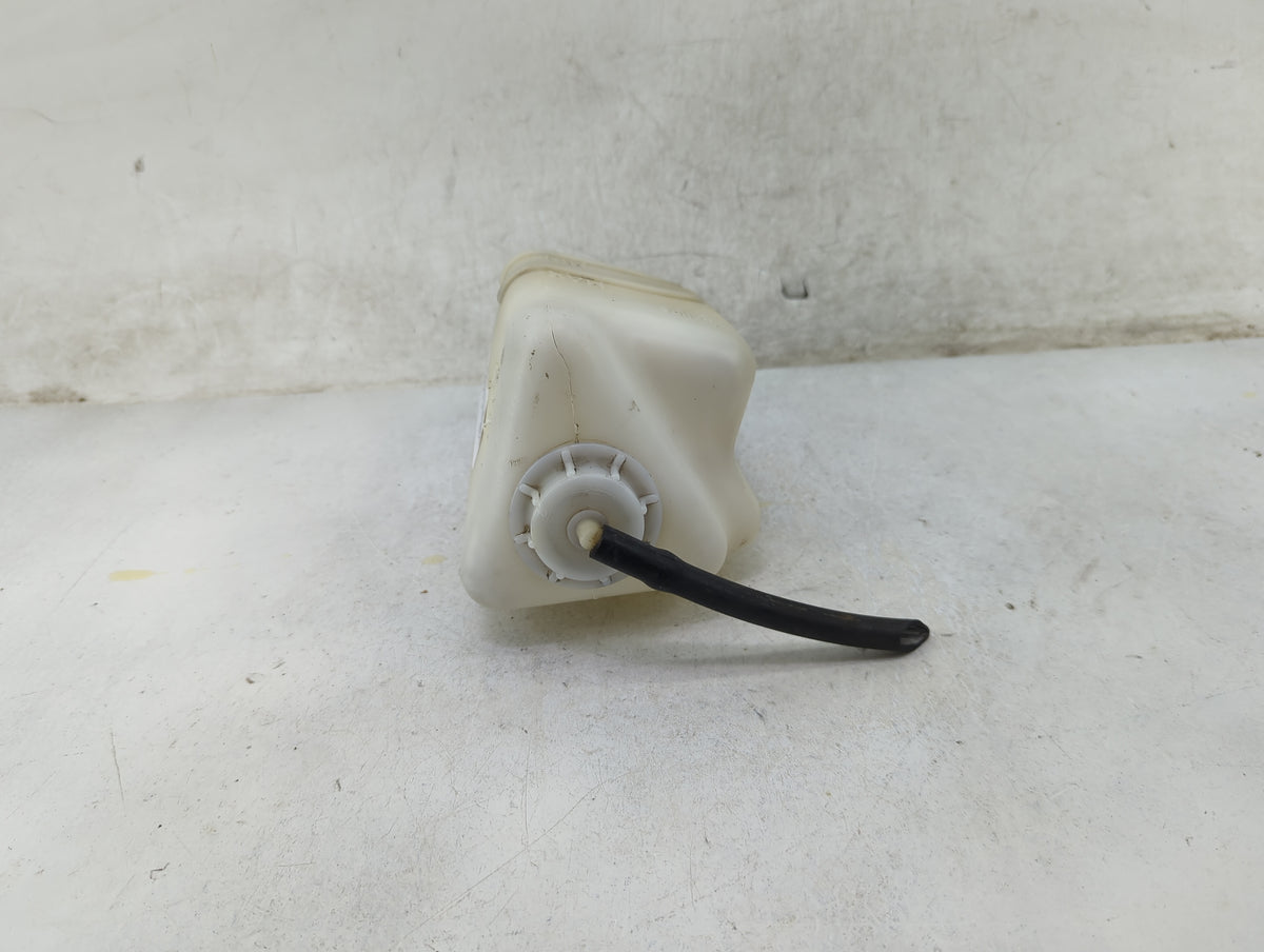 1999-2004 Honda Odyssey Radiator Coolant Overflow Expansion Tank Bottle 1466964 - Oemusedautoparts1.com
