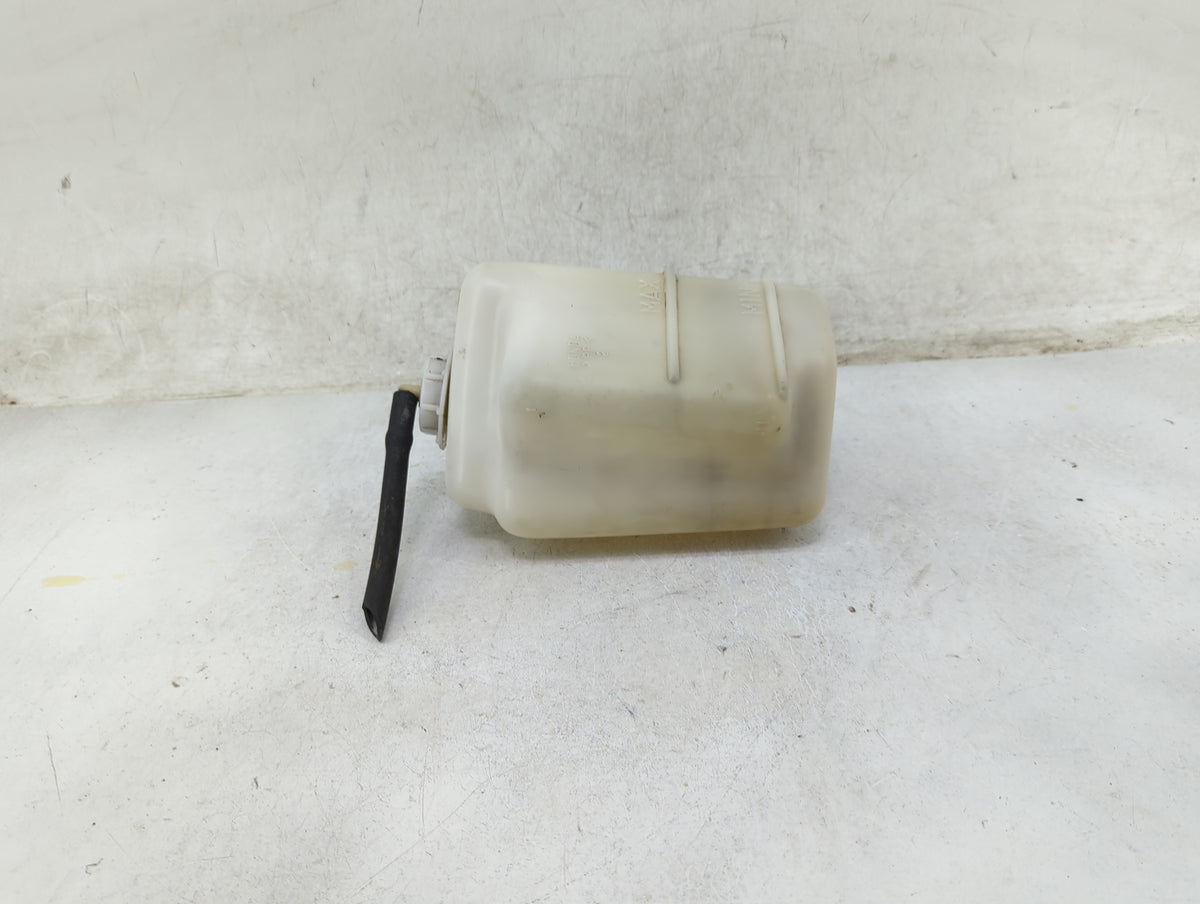 1999-2004 Honda Odyssey Radiator Coolant Overflow Expansion Tank Bottle 1466964 - Oemusedautoparts1.com