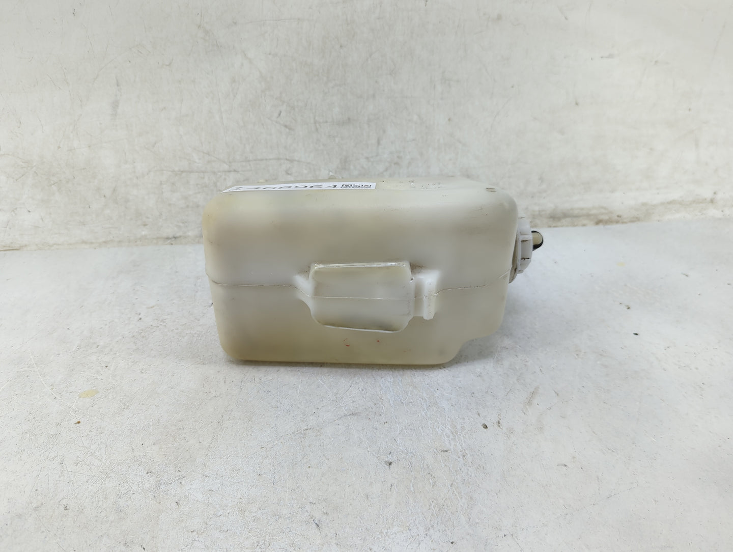 1999-2004 Honda Odyssey Radiator Coolant Overflow Expansion Tank Bottle 1466964 - Oemusedautoparts1.com