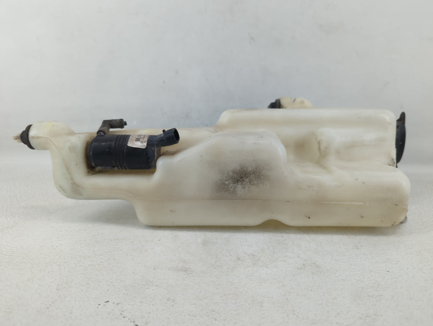 1999-2004 Honda Odyssey Windshield Washer Fluid Reservoir Bottle Oem - Oemusedautoparts1.com