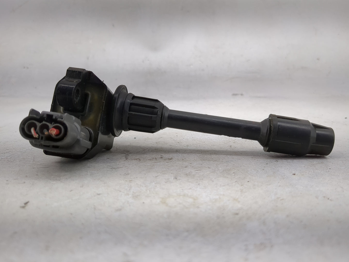 1996-1999 Infiniti I30 Ignition Coil Igniter Pack 1482528 - Oemusedautoparts1.com