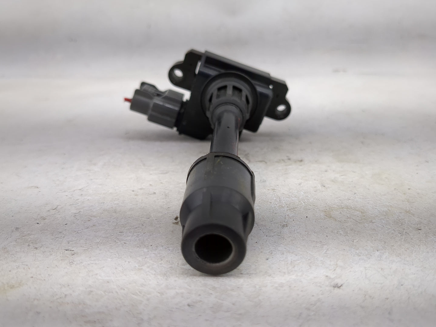 1996-1999 Infiniti I30 Ignition Coil Igniter Pack 1482528 - Oemusedautoparts1.com