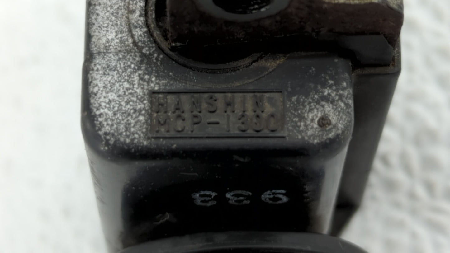 1999 Infiniti I30 Ignition Coil Igniter Pack - Oemusedautoparts1.com