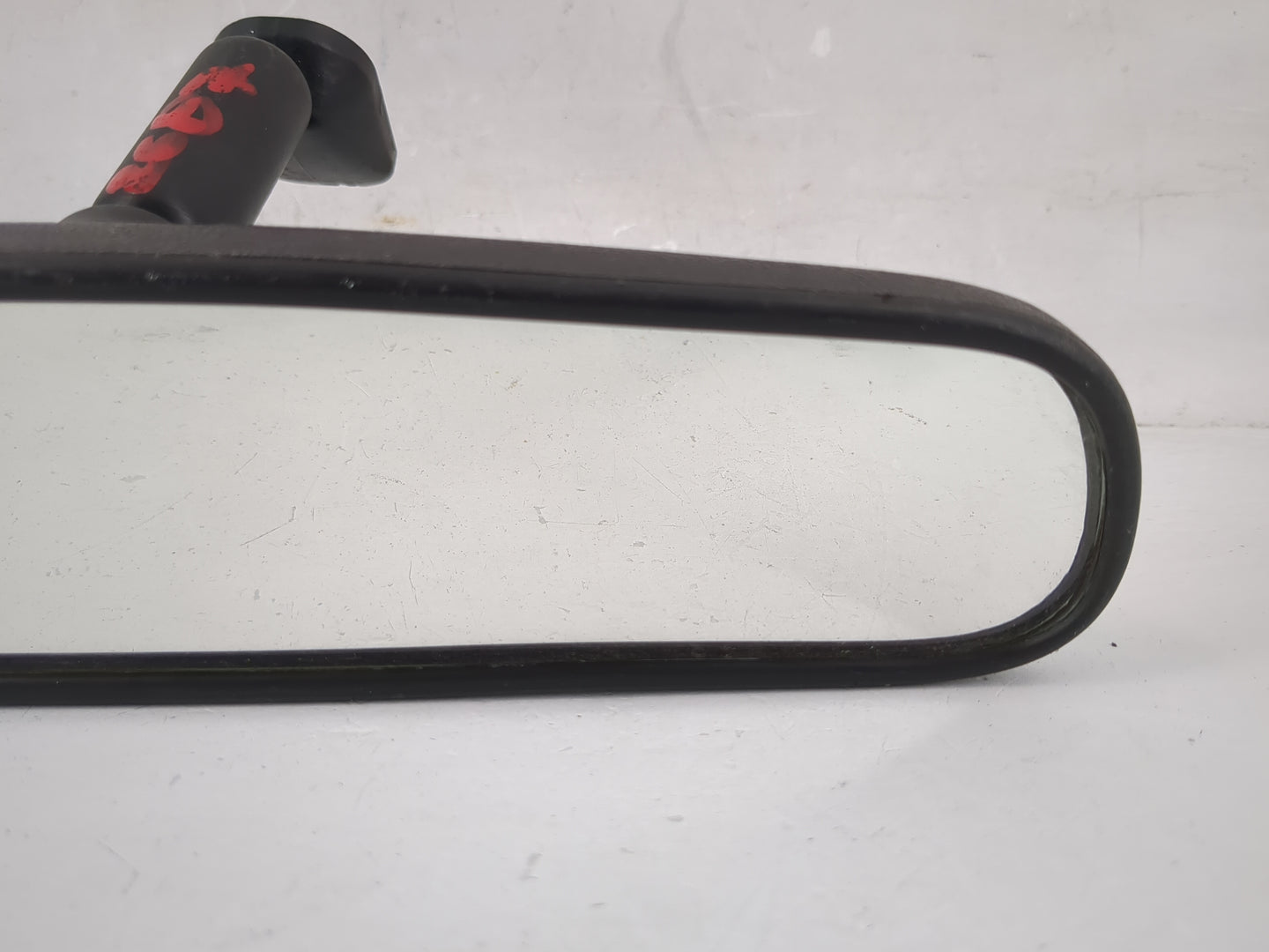 1999 Isuzu Rodeo Interior Rear View Mirror Replacement OEM P/N:E8011082 Fits OEM Used Auto Parts - Oemusedautoparts1.com