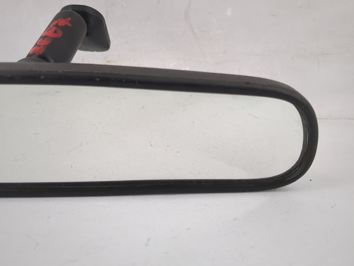 1999 Isuzu Rodeo Interior Rear View Mirror Replacement OEM P/N:E8011082 Fits OEM Used Auto Parts - Oemusedautoparts1.com