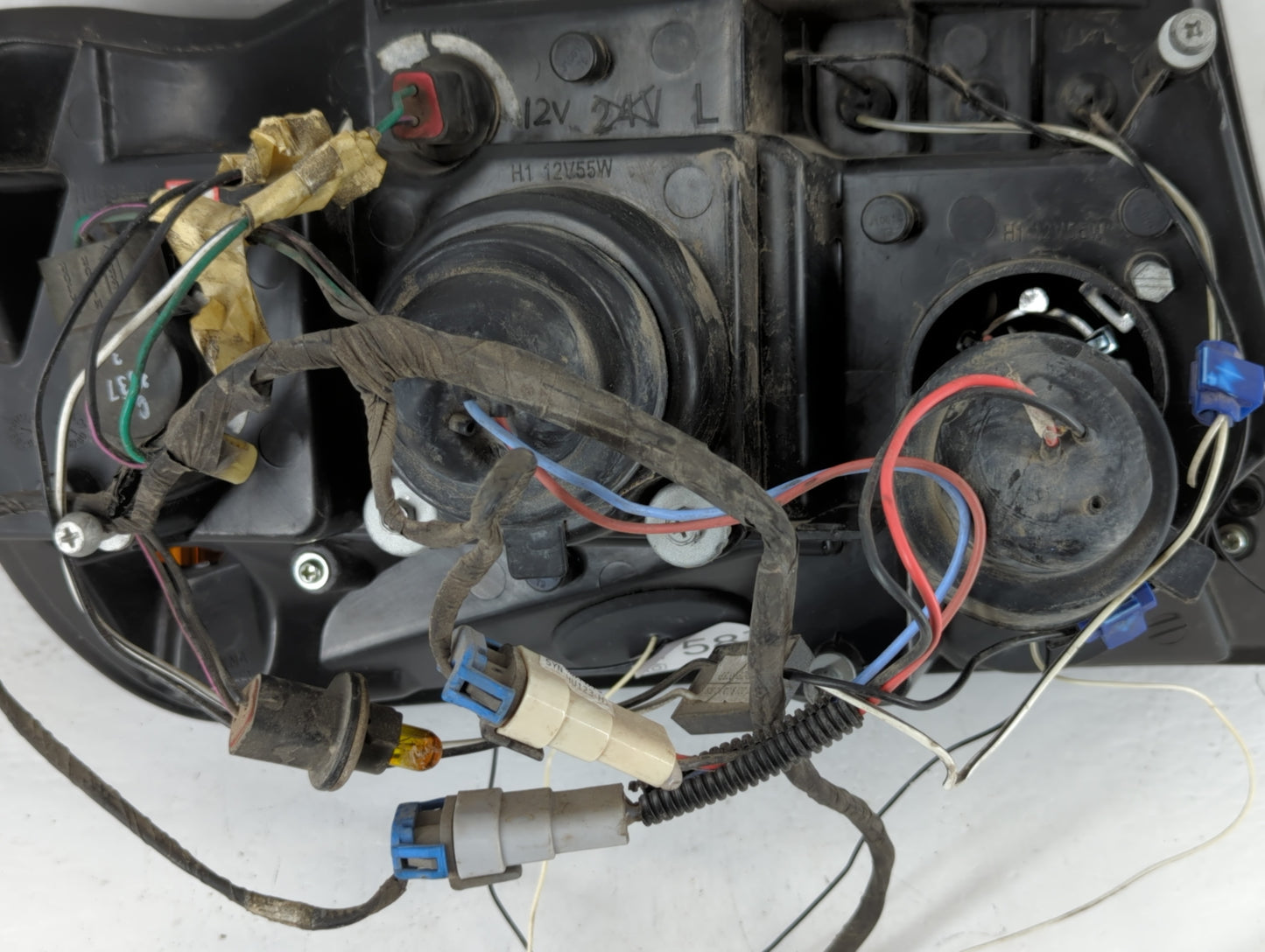 1997-2001 Jeep Cherokee Passenger Right Oem Head Light Headlight Lamp - Oemusedautoparts1.com