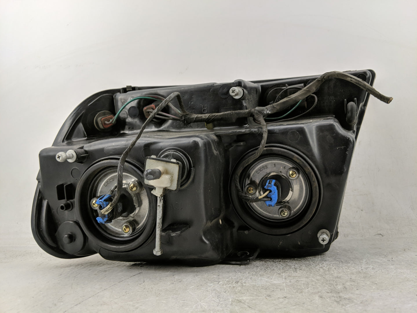 1999 Jeep Grand Cherokee Passenger Right Oem Head Light Headlight Lamp - Oemusedautoparts1.com