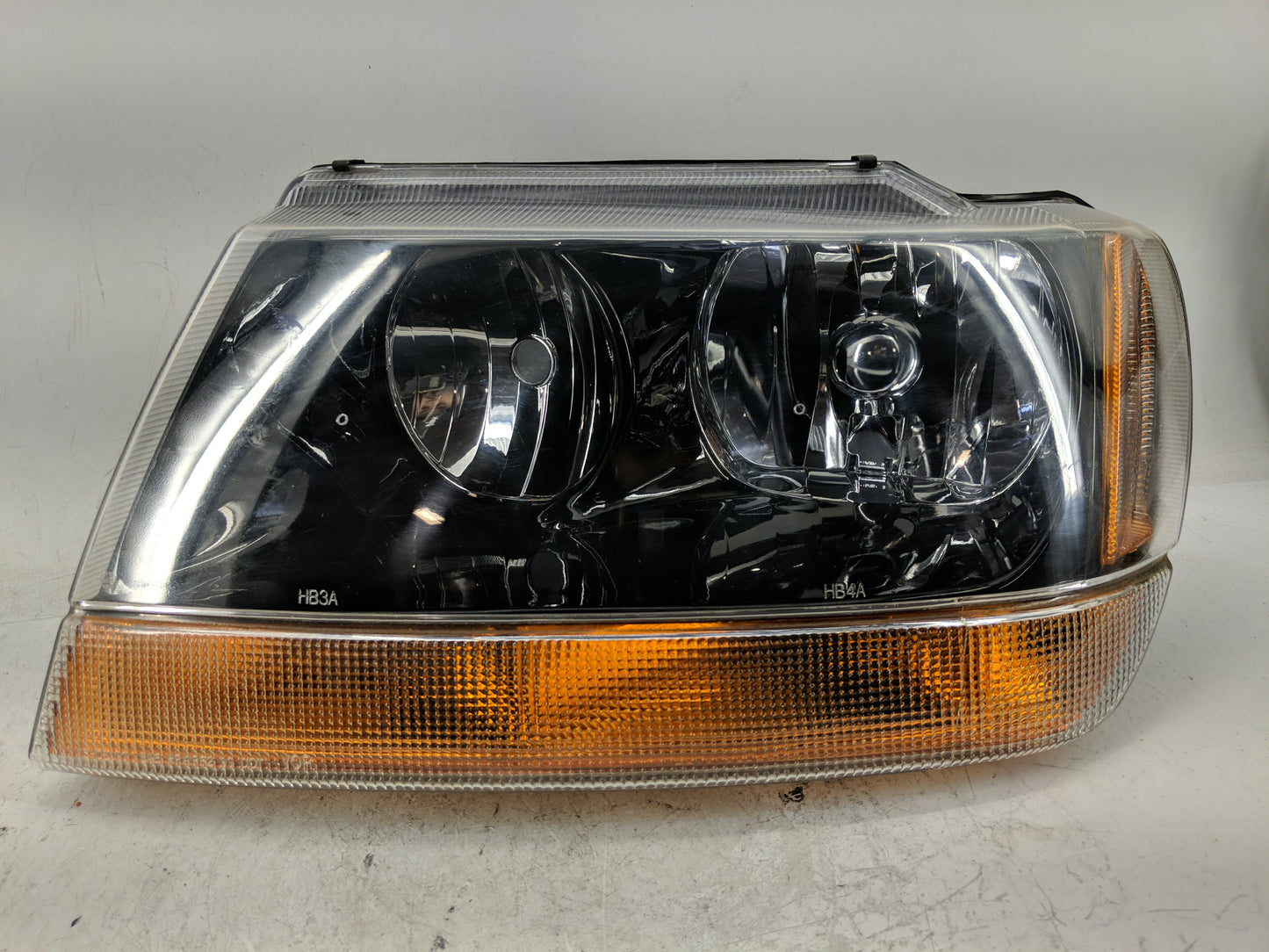 1999-2002 Jeep Grand Cherokee Driver Left Oem Head Light Headlight Lamp - Oemusedautoparts1.com