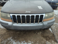 1999-2003 Jeep Grand Cherokee Front Grille Bumper Not Included 1280580 - Oemusedautoparts1.com
