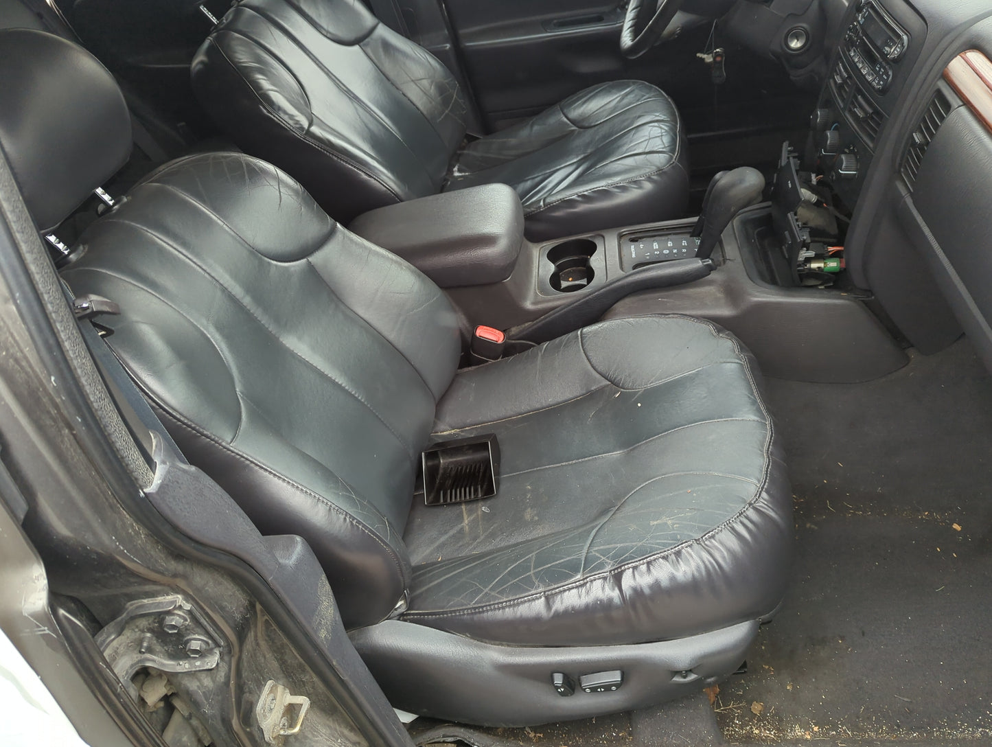 1999 Jeep Grand Cherokee Passenger Front Seat Oem - Oemusedautoparts1.com