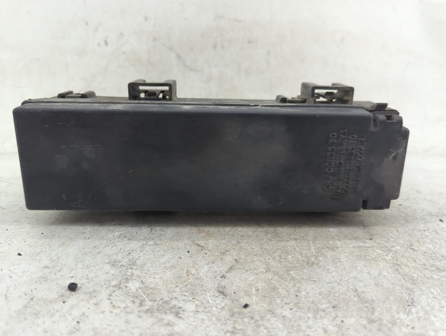 2000-2004 Jeep Grand Cherokee Fusebox Fuse Box Panel Relay Module P/N:UPA90046-REV7 04671167 Fits Fits 2000 2001 2002 2003 2