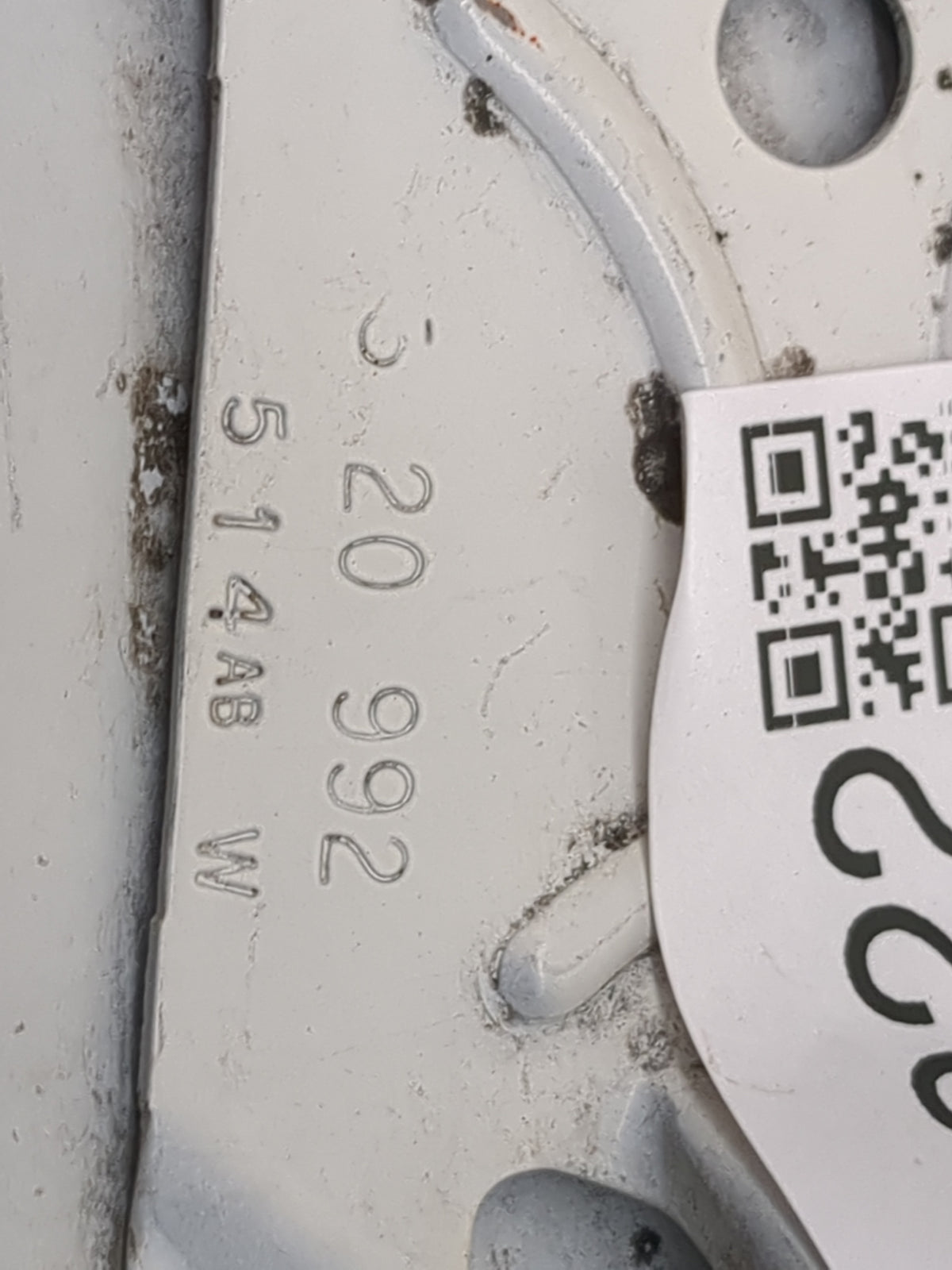 1999 Jeep Grand Cherokee Fuel Tank Door Lid Gas Tank White - Oemusedautoparts1.com