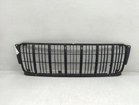 1999-2003 Jeep Grand Cherokee Front Grille Bumper Not Included - Oemusedautoparts1.com