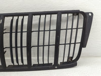 1999-2003 Jeep Grand Cherokee Front Grille Bumper Not Included - Oemusedautoparts1.com