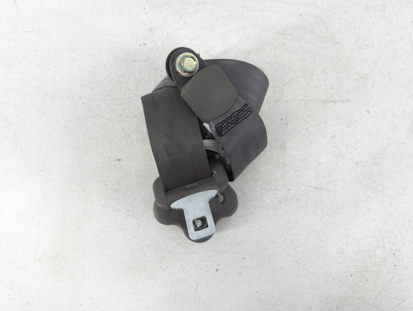 1999 Jeep Wrangler Left Driver Seat Belt Rear Retractor - Oemusedautoparts1.com