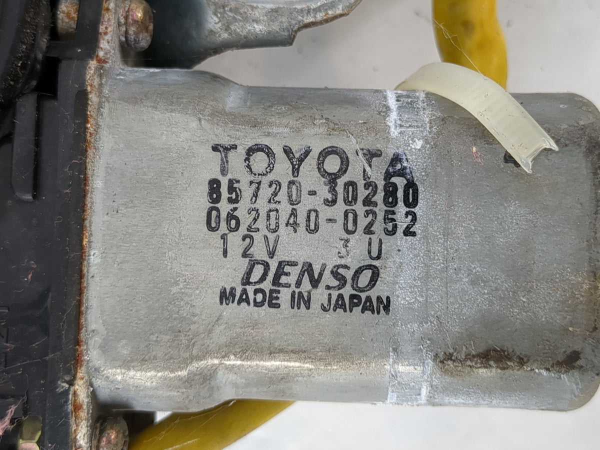 1998-2005 Lexus Gs300 Used Window Regulator Passenger Front 1132999 - Oemusedautoparts1.com