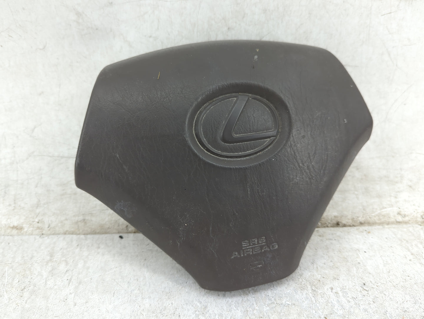 1999 Lexus Rx300 Air Bag Driver Left Steering Wheel Mounted Black - Oemusedautoparts1.com