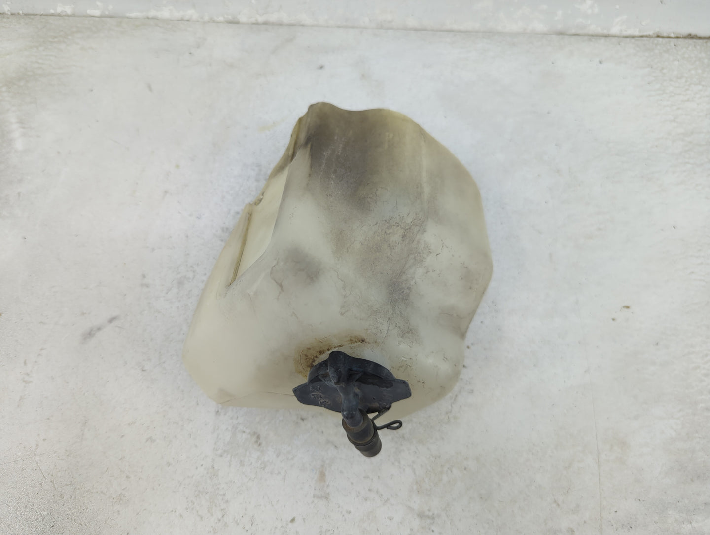 1999-1999 Lexus Rx300 Radiator Coolant Overflow Expansion Tank Bottle - Oemusedautoparts1.com