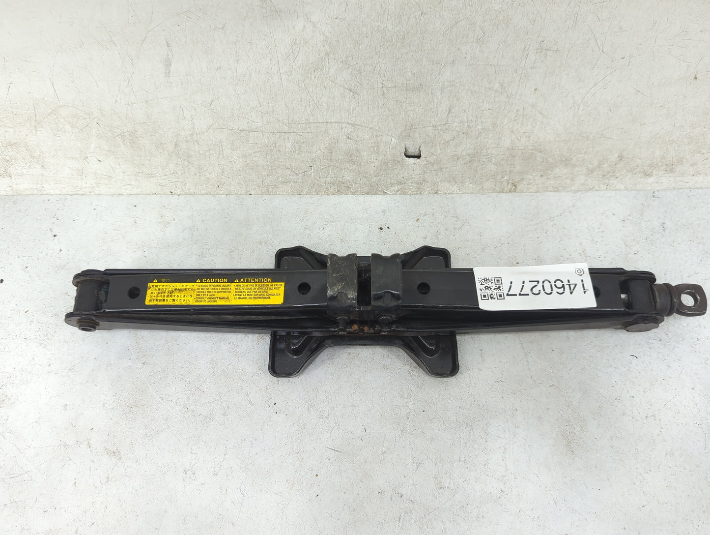 1999 Lexus Rx300 Spare Scissor Car Jack - Oemusedautoparts1.com