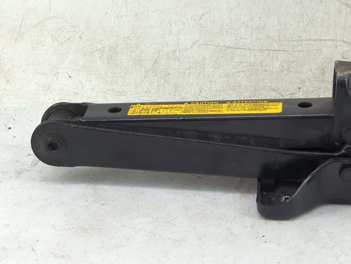 1999 Lexus Rx300 Spare Scissor Car Jack - Oemusedautoparts1.com