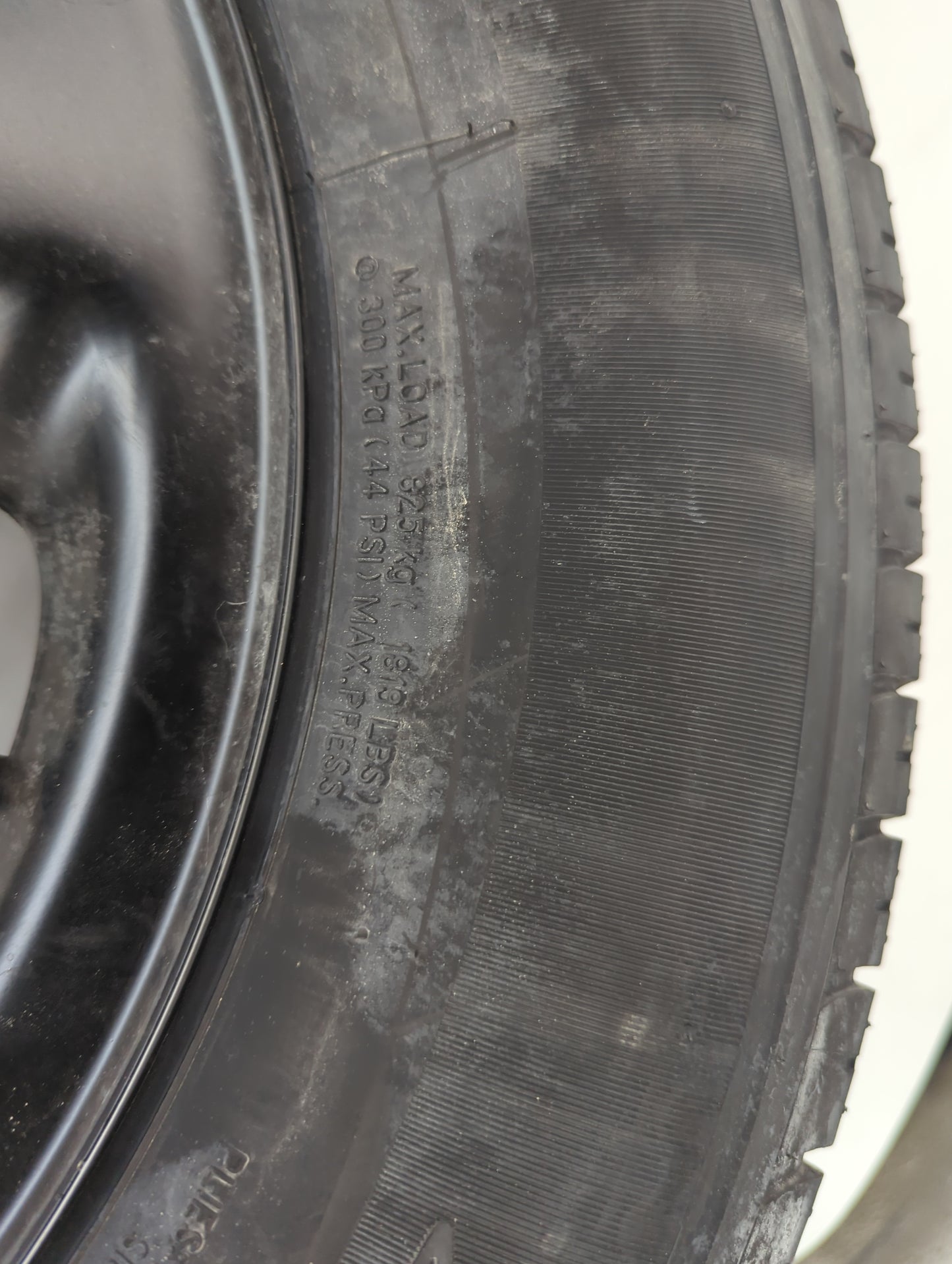 1999 Lexus Rx300 Spare Donut Tire Wheel Rim Oem - Oemusedautoparts1.com