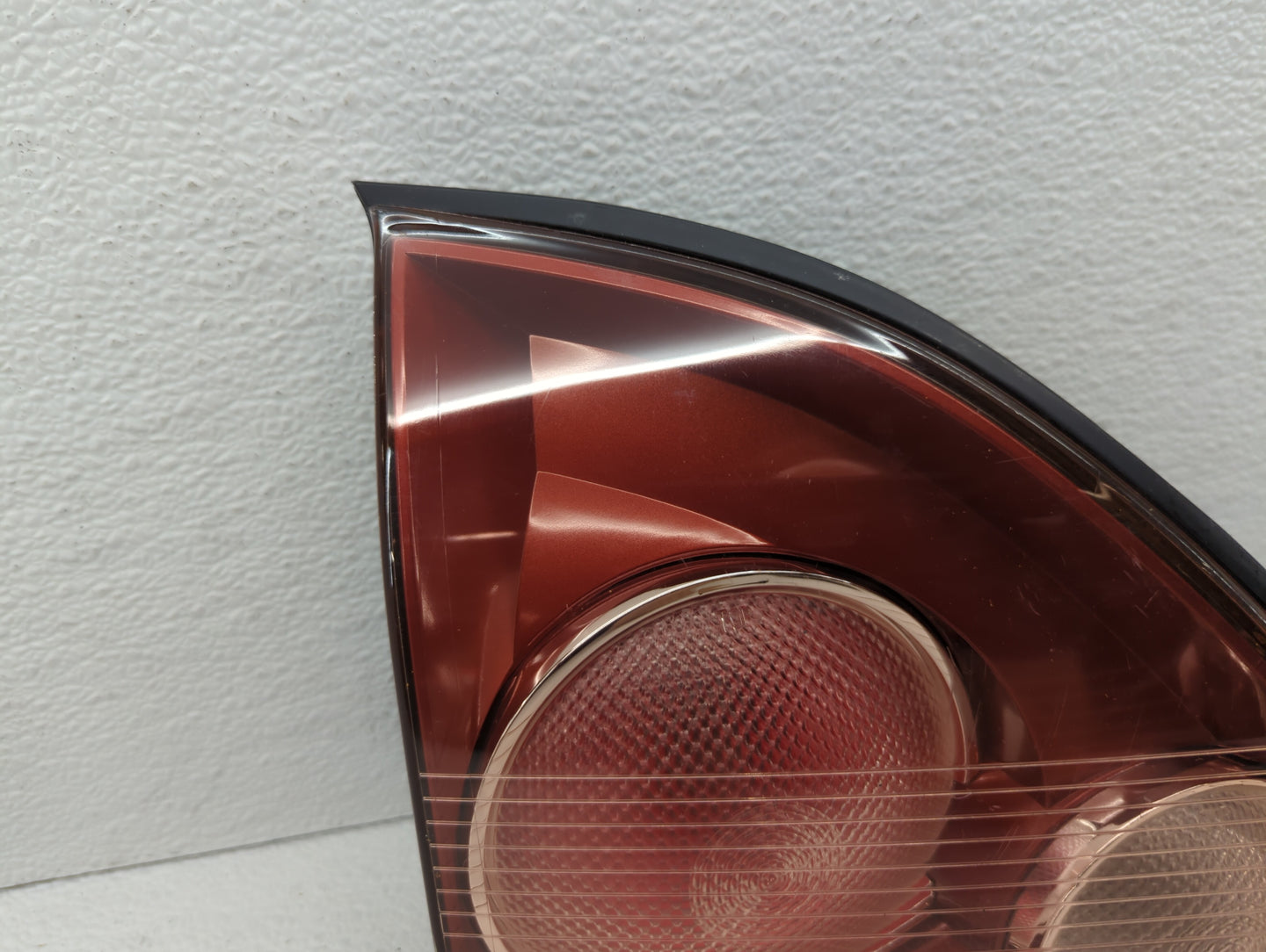 1999-2000 Lexus Rx300 Tail Light Assembly Driver Left OEM Fits Fits 1999 2000 OEM Used Auto Parts - Oemusedautoparts1.com