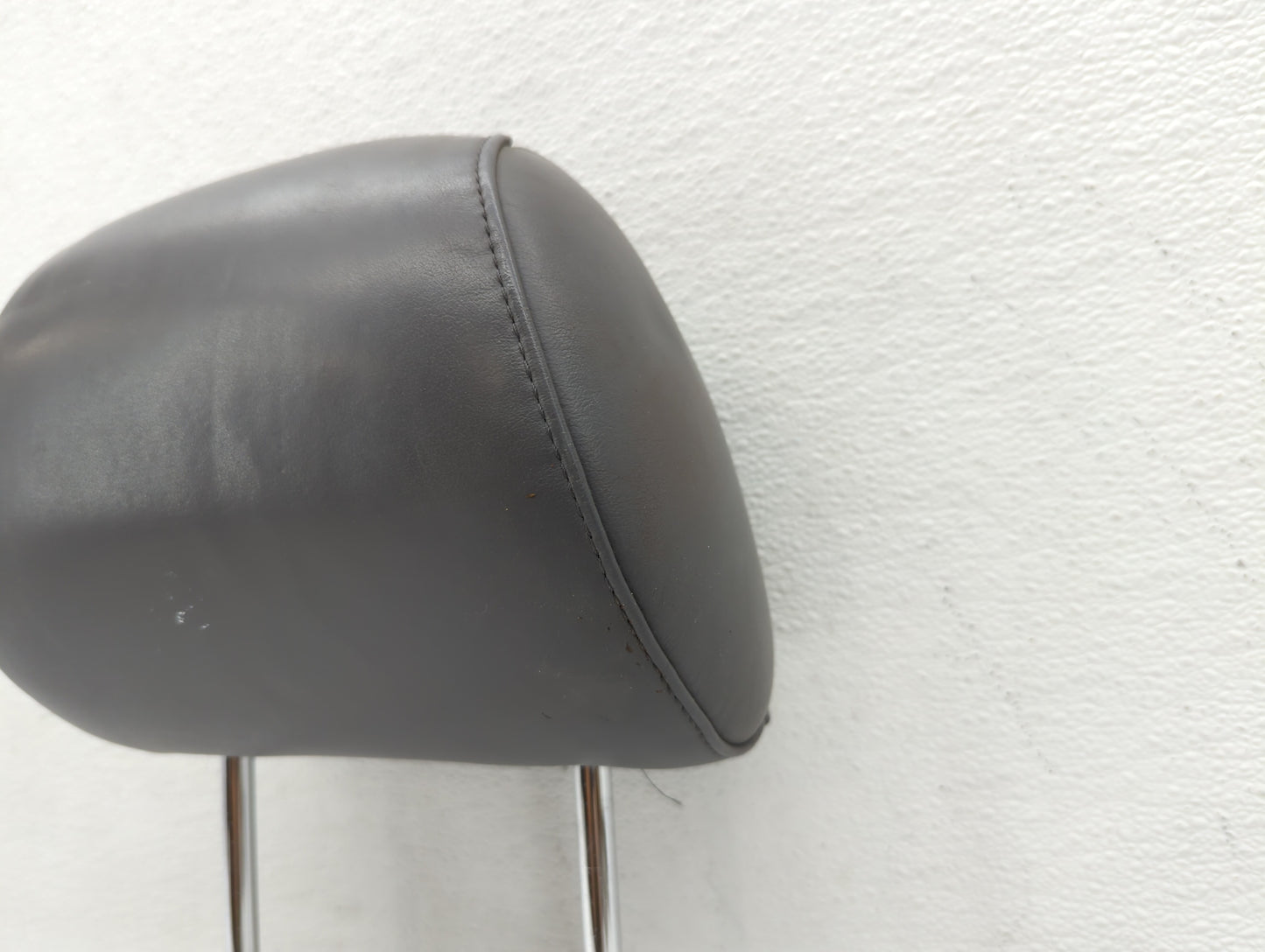 1999-2000 Lexus Rx300 Headrest Head Rest Rear Seat Grey - Oemusedautoparts1.com