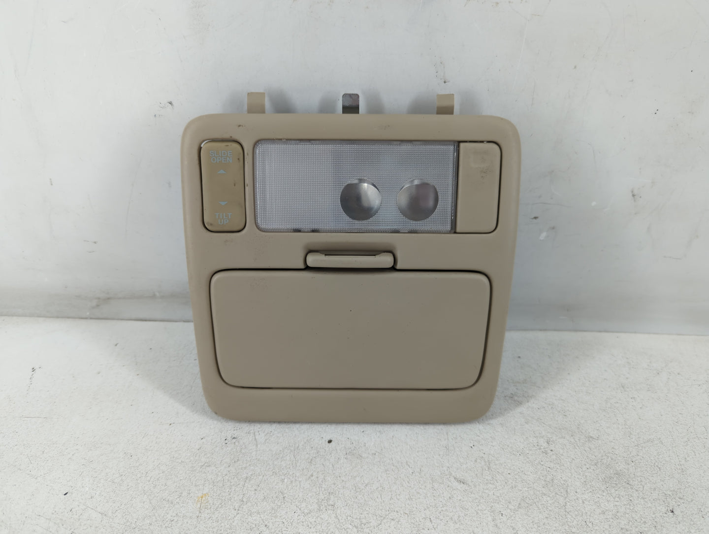 1999-2003 Lexus Rx300 Overhead Roof Console 924687 - Oemusedautoparts1.com