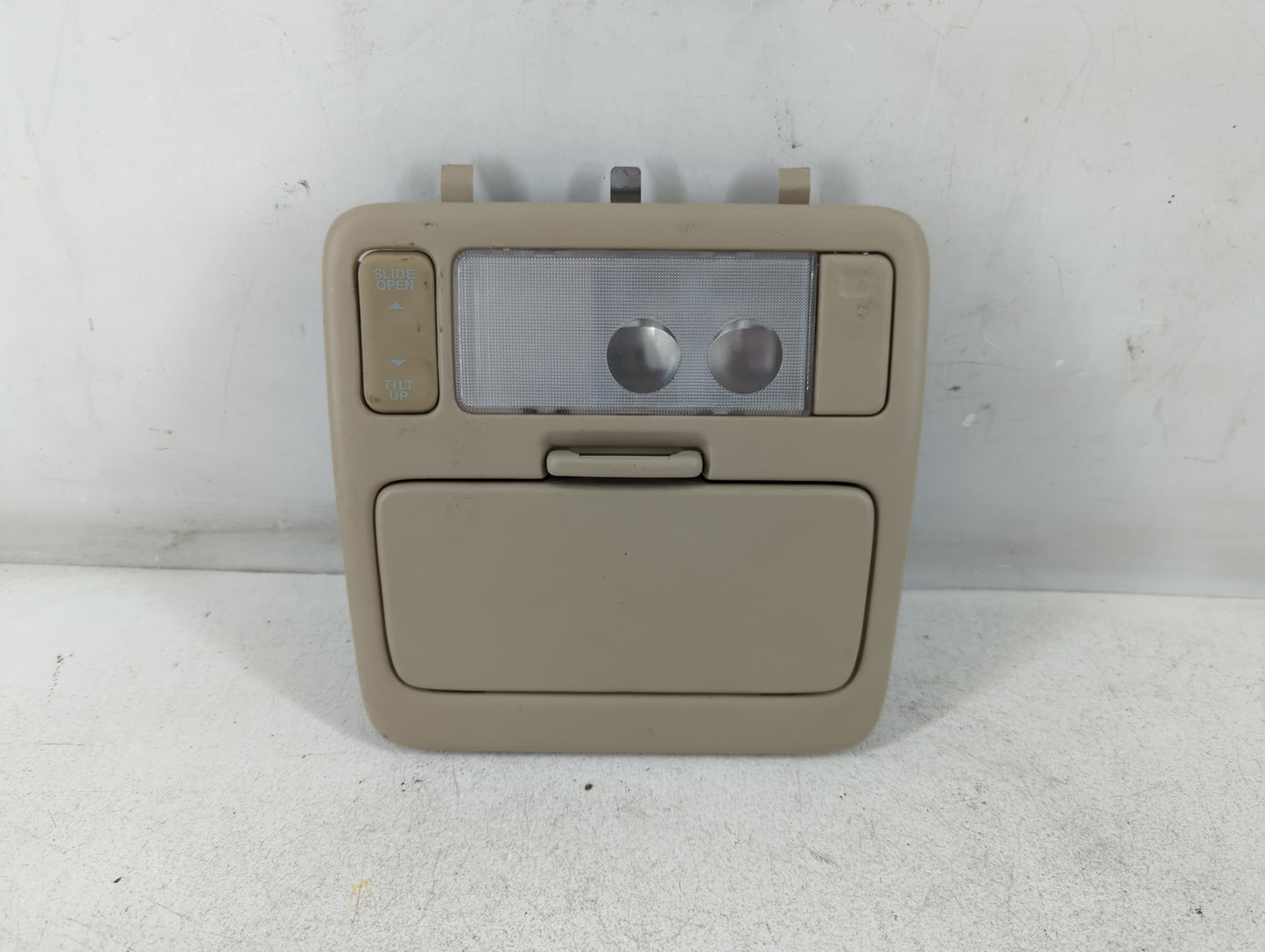 1999-2003 Lexus Rx300 Overhead Roof Console 924687 - Oemusedautoparts1.com