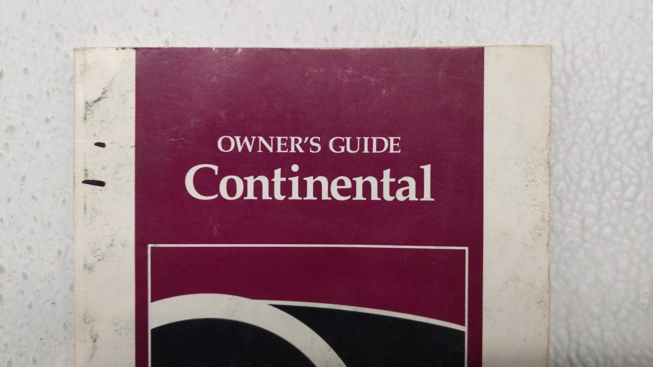 1999 Lincoln Continental Owners Manual Book Guide P/N:XF3J-19A321-AA OEM Used Auto Parts - Oemusedautoparts1.com