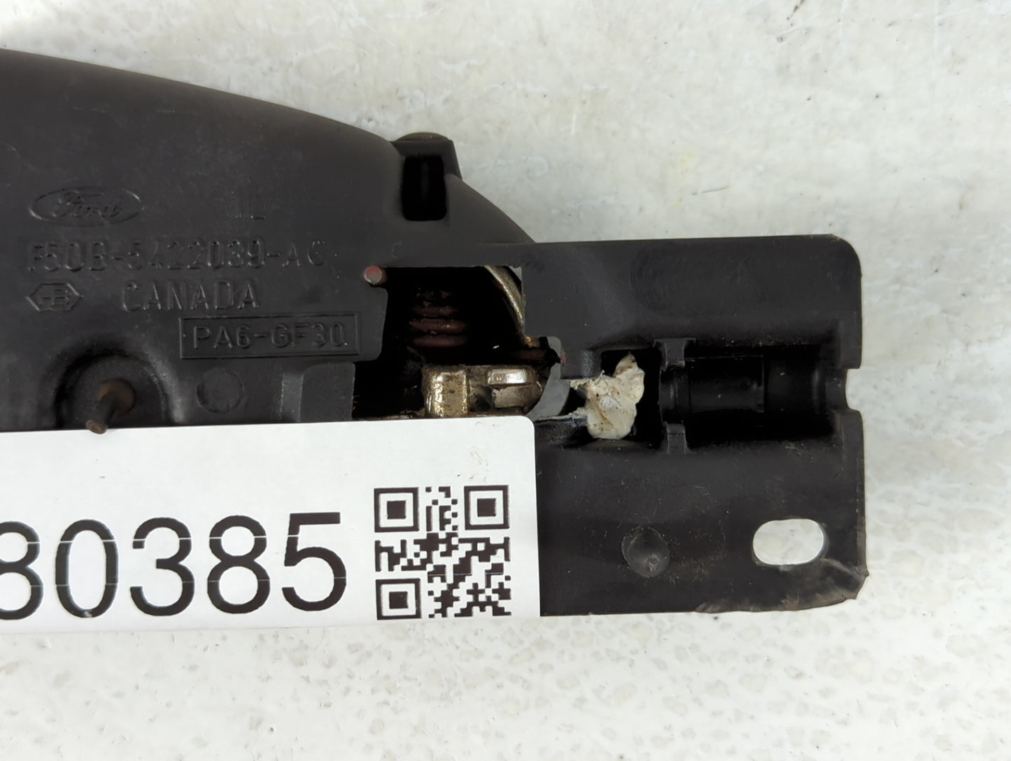 1999 Lincoln Continental Driver Front Left Door Handle Exterior Assembly - Oemusedautoparts1.com