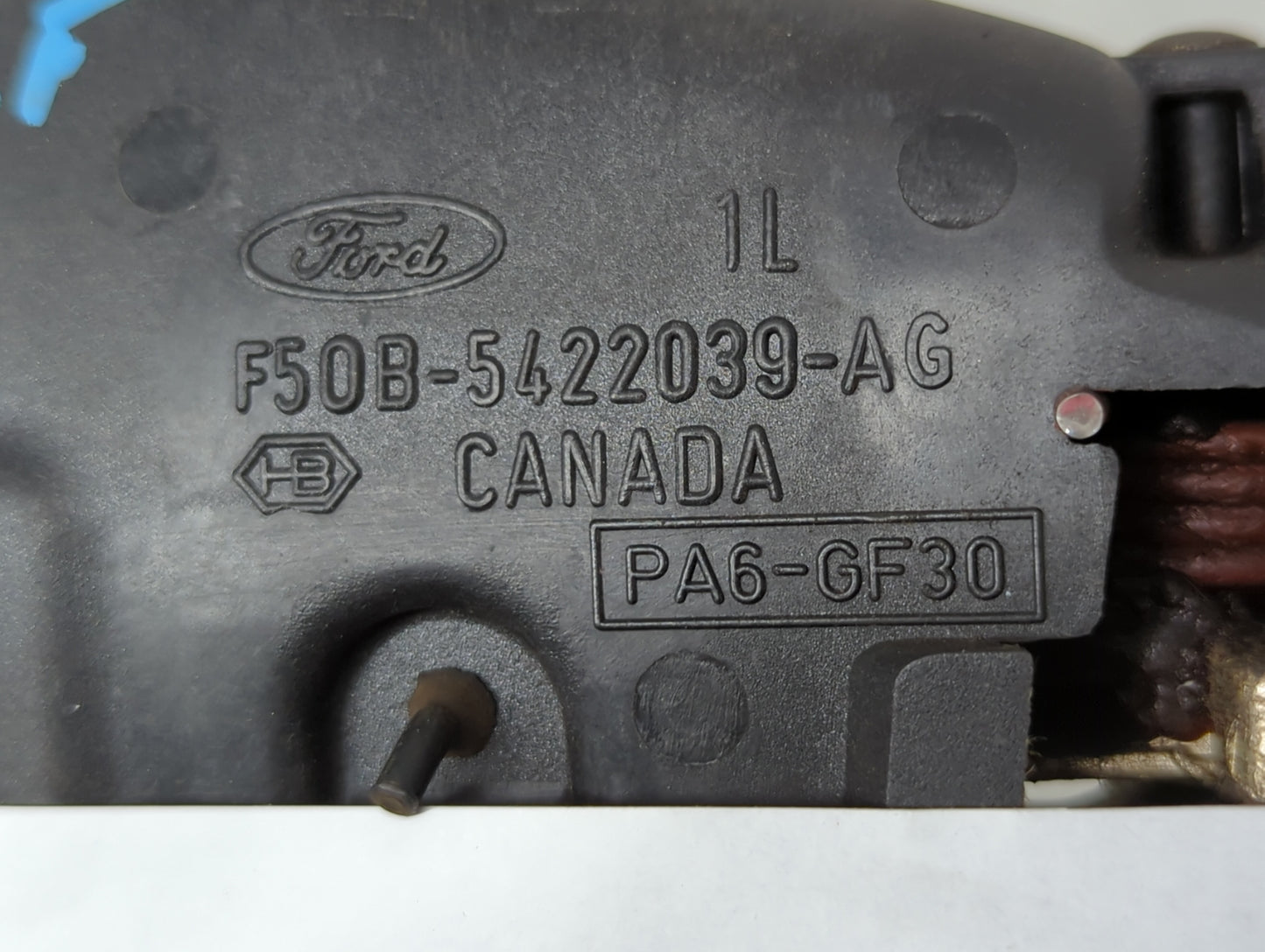 1999 Lincoln Continental Driver Front Left Door Handle Exterior Assembly - Oemusedautoparts1.com