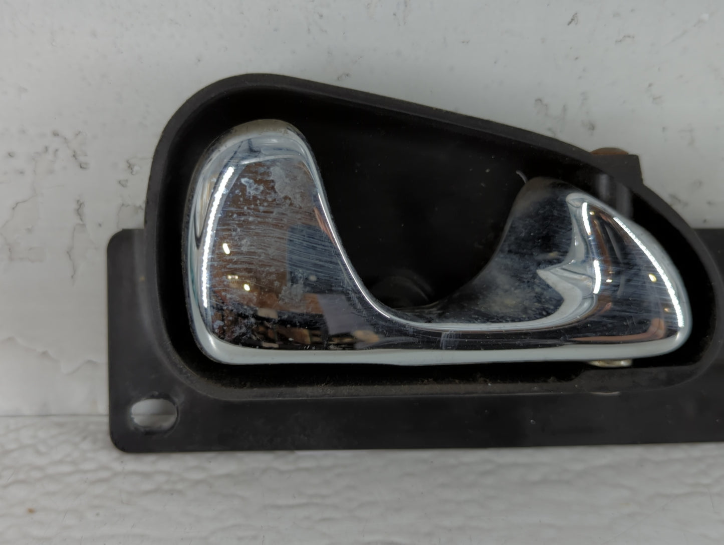 1999 Continental Passenger Front Right Door Handle Exterior Assembly - Oemusedautoparts1.com