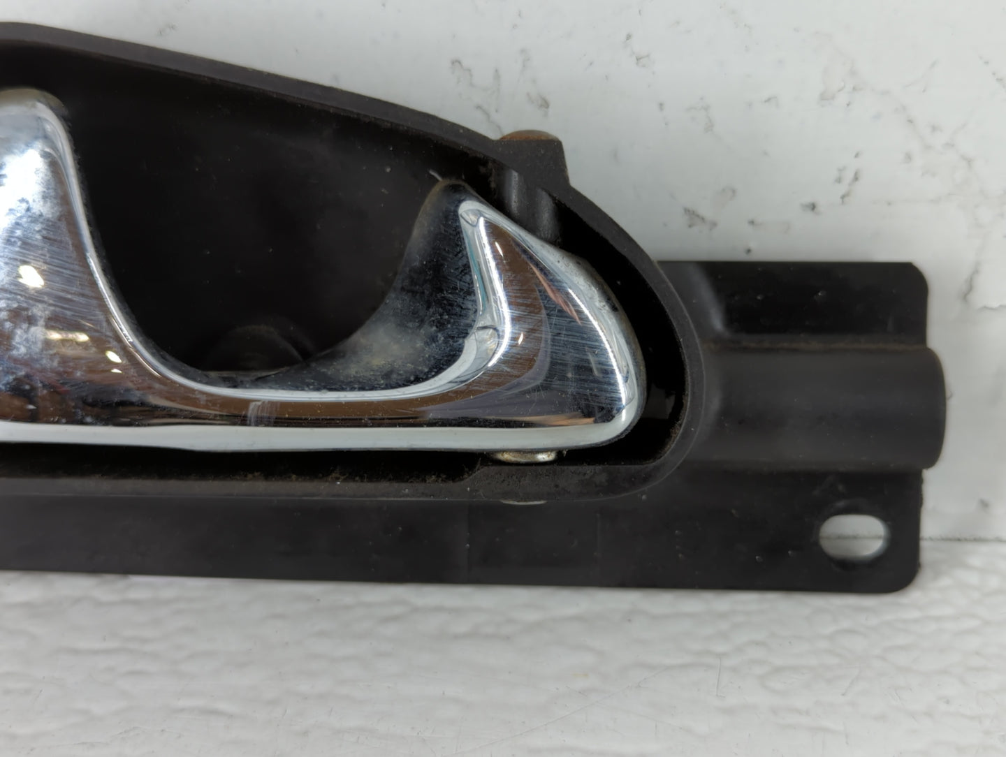 1999 Continental Passenger Front Right Door Handle Exterior Assembly - Oemusedautoparts1.com