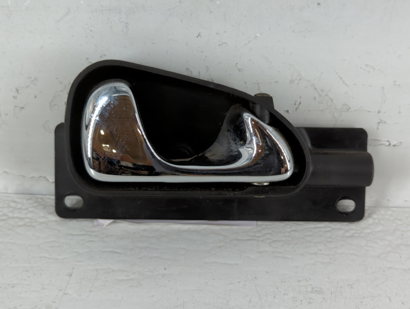 1999 Continental Passenger Front Right Door Handle Exterior Assembly - Oemusedautoparts1.com