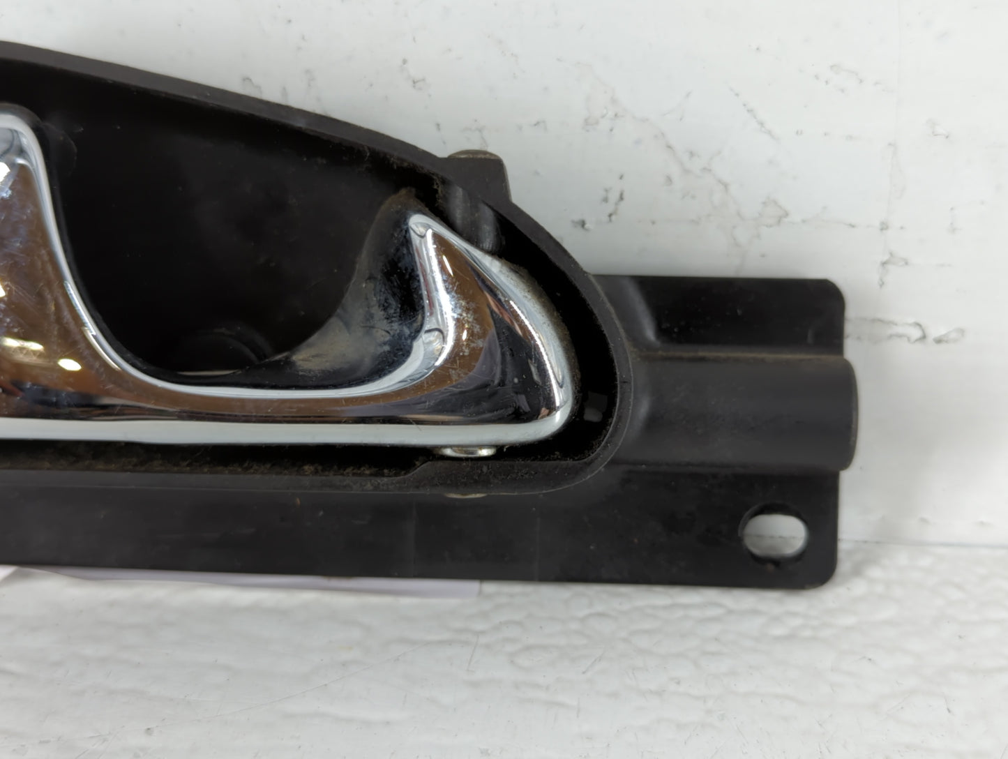 1999 Continental Passenger Front Right Door Handle Exterior Assembly - Oemusedautoparts1.com