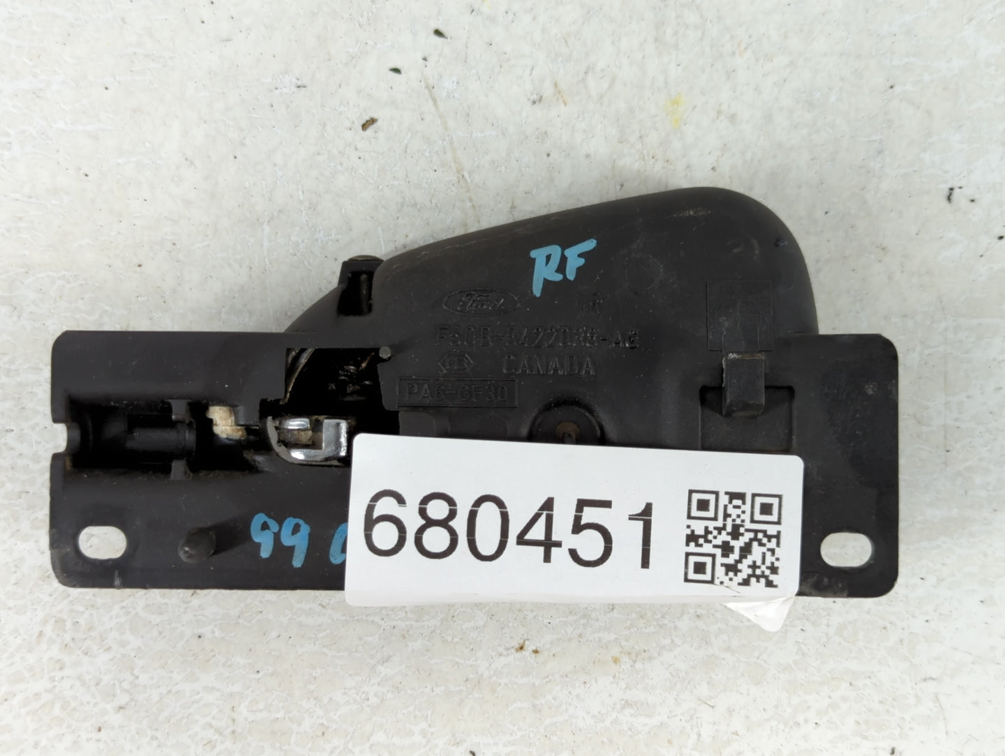 1999 Continental Passenger Front Right Door Handle Exterior Assembly - Oemusedautoparts1.com