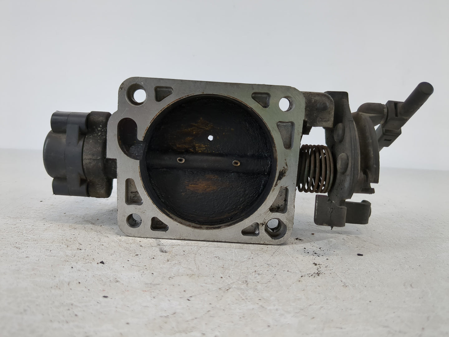 1999 Lincoln Navigator Throttle Body P/N:XL3U-BB Fits OEM Used Auto Parts - Oemusedautoparts1.com