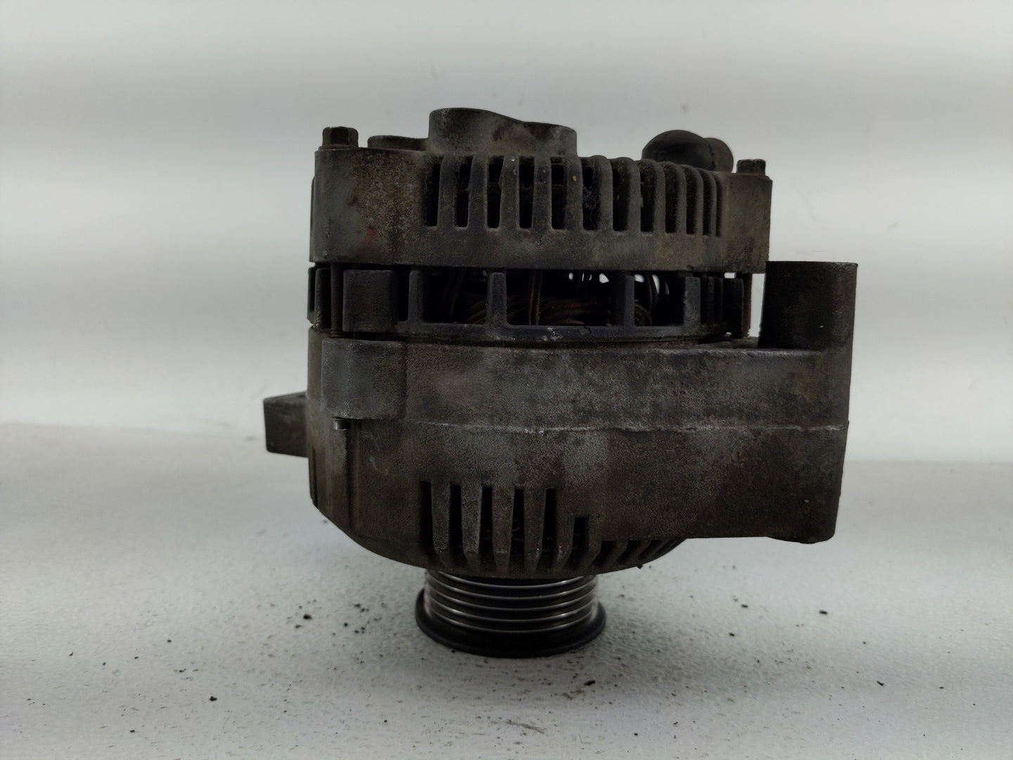 1998-1999 Lincoln Navigator Alternator Replacement Generator Charging Assembly Engine OEM P/N:F5DU-10316-AA Fits OEM Used Au