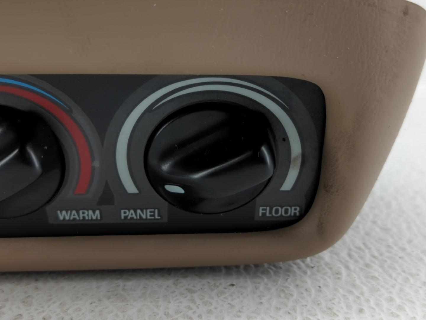 1999 Lincoln Navigator Climate Control Module Temperature AC/Heater Replacement Fits OEM Used Auto Parts - Oemusedautoparts1