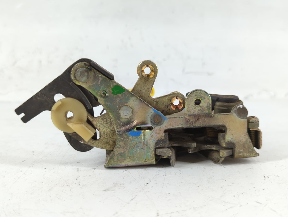 1999 Lincoln Navigator Hood Latch Assembly - Oemusedautoparts1.com