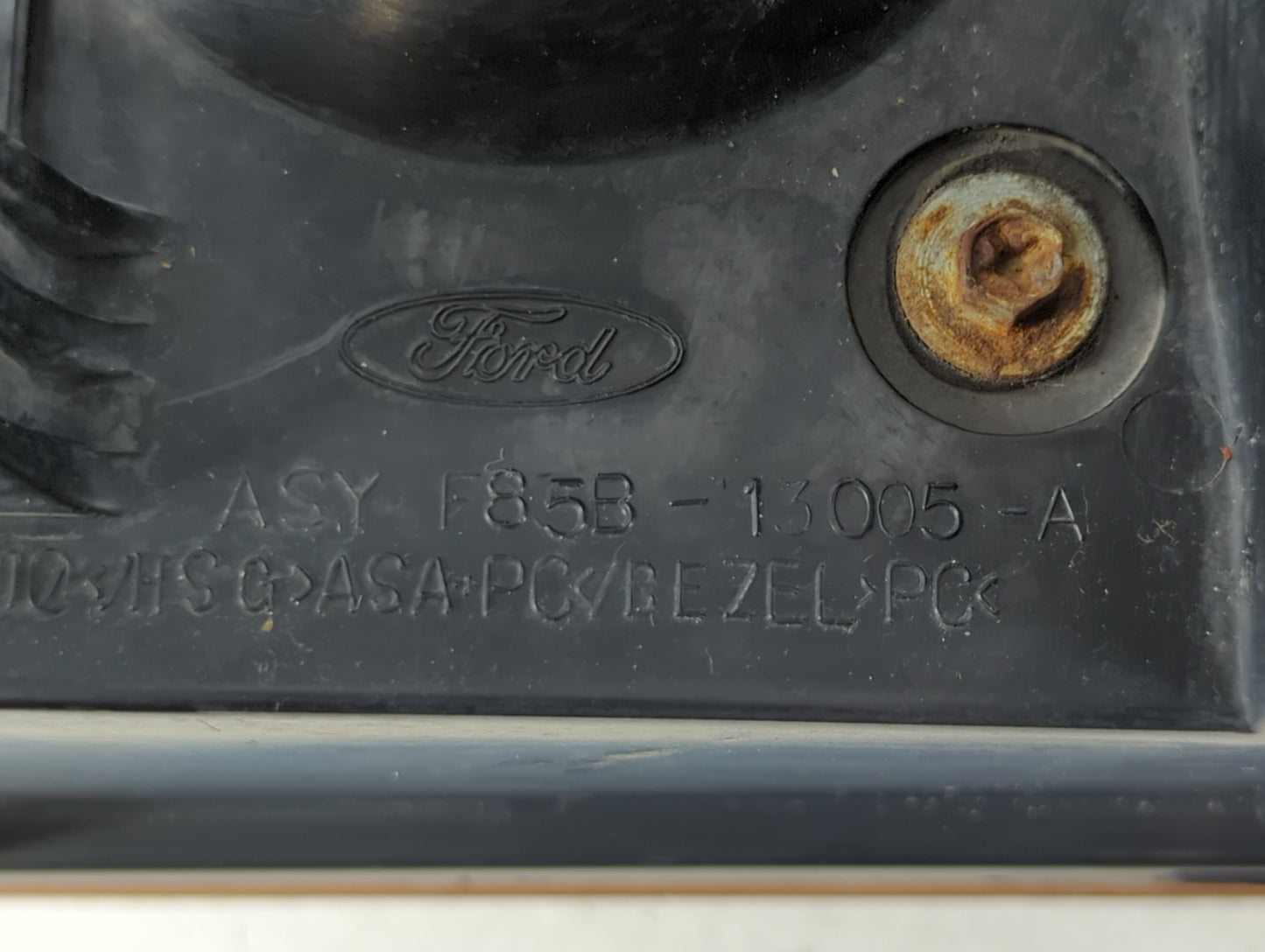 1998-2002 Lincoln Navigator Passenger Right Oem Head Light Headlight Lamp - Oemusedautoparts1.com