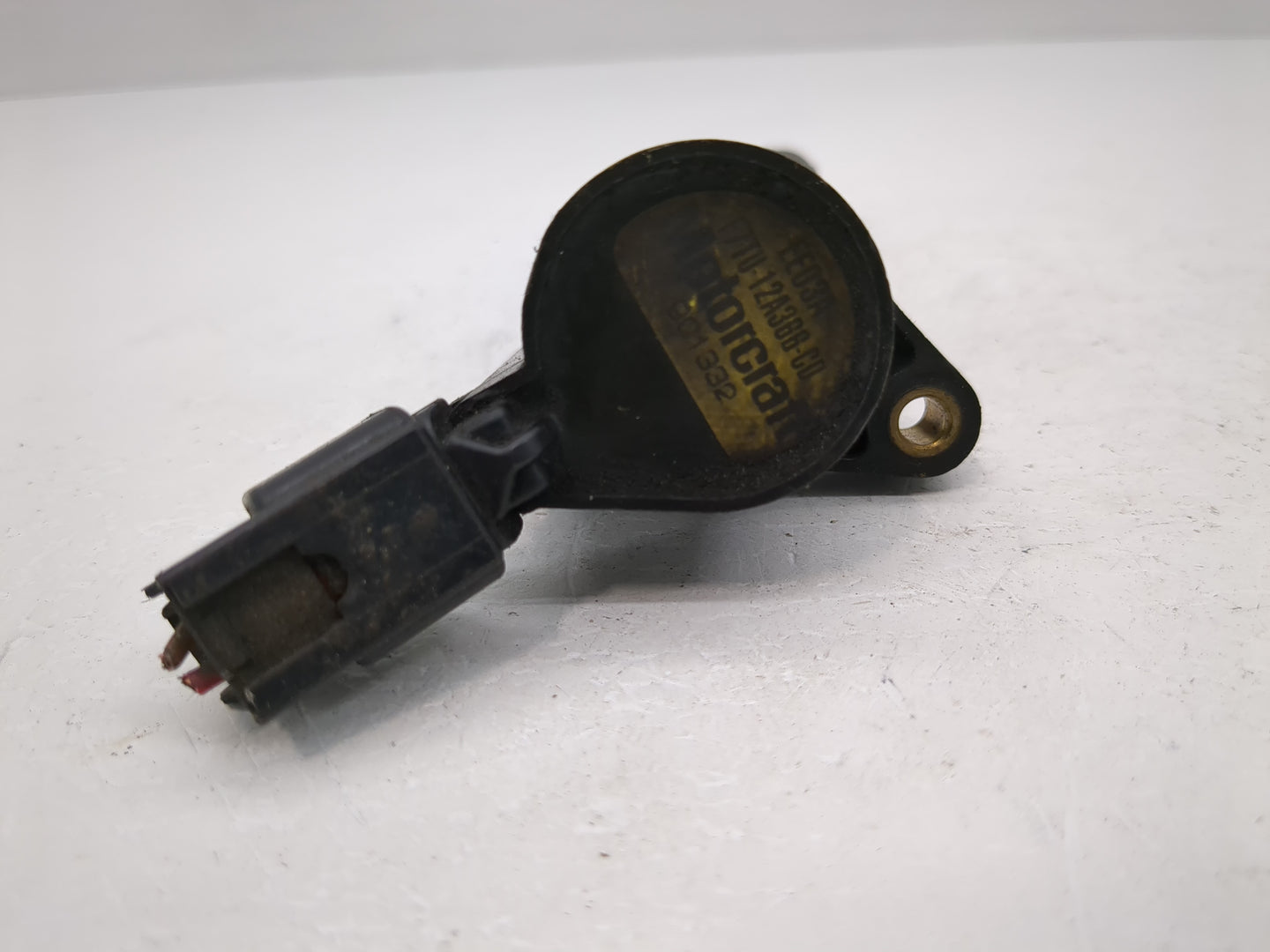 1998-2000 Lincoln Town Car Ignition Coil Igniter Pack - Oemusedautoparts1.com