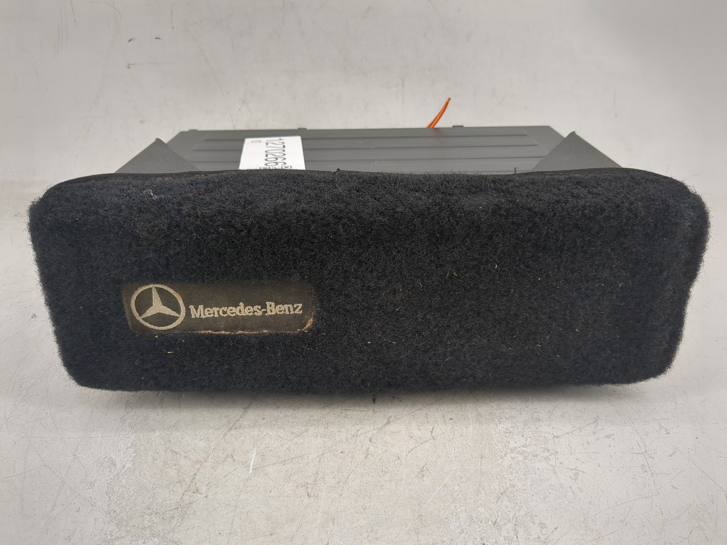 1999-2000 Mercedes-Benz C230 Radio AM FM Cd Player Receiver Replacement Fits Fits 1999 2000 OEM Used Auto Parts - Oemusedaut