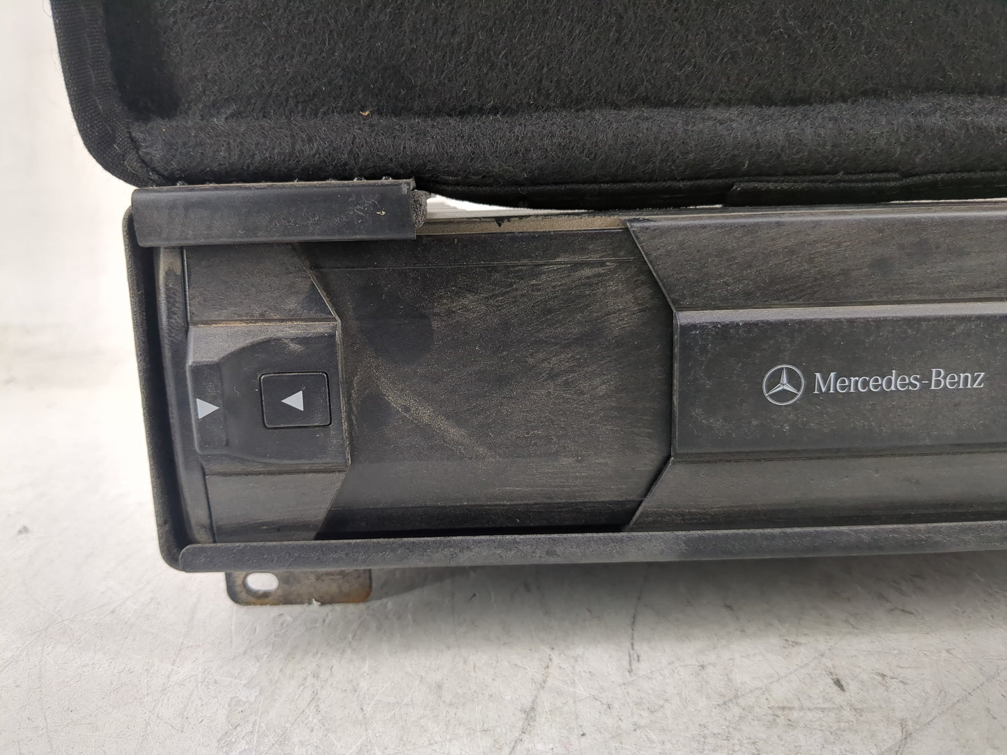 1999-2000 Mercedes-Benz C230 Radio AM FM Cd Player Receiver Replacement Fits Fits 1999 2000 OEM Used Auto Parts - Oemusedaut