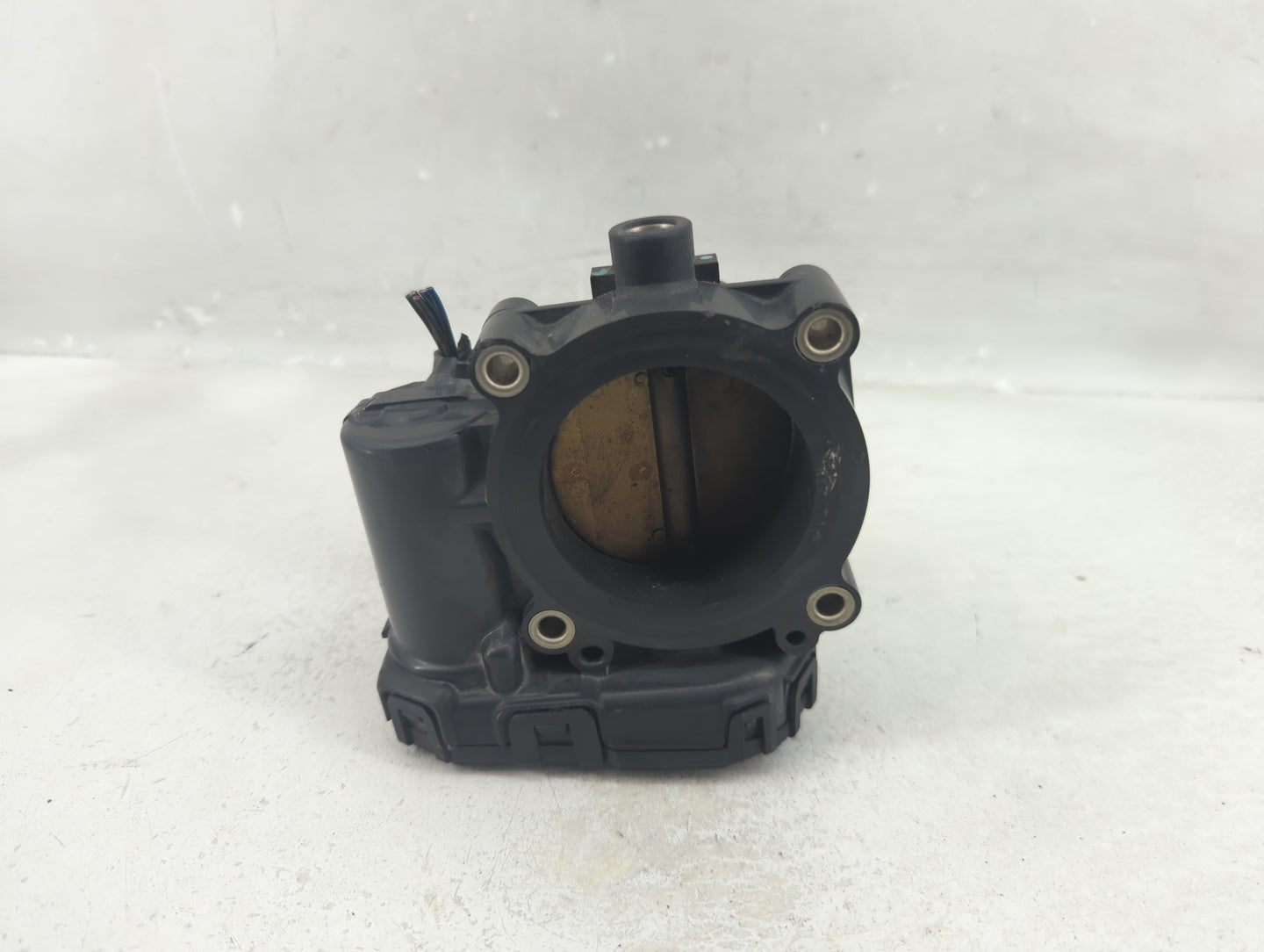 1998-2000 Mercedes-Benz C280 Throttle Body P/N:0 280 750 203 04861661AB Fits Fits 1998 1999 2000 OEM Used Auto Parts - Oemus