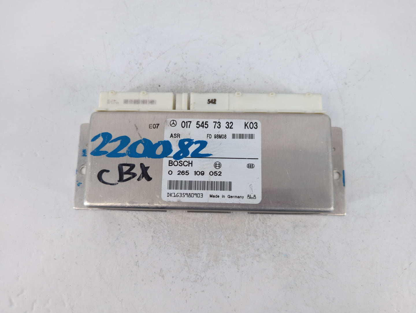 1999-2000 Mercedes-benz C280 Body Control Module Bcm Inner Cabin Fuse Box - Oemusedautoparts1.com