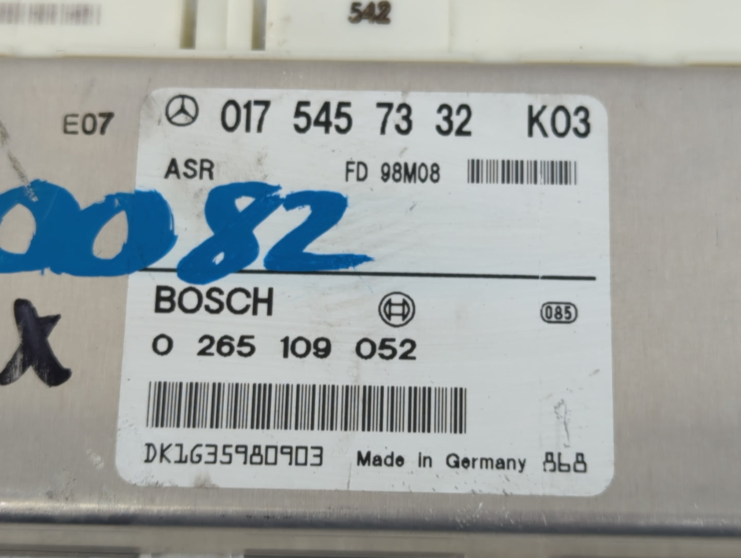 1999-2000 Mercedes-benz C280 Body Control Module Bcm Inner Cabin Fuse Box - Oemusedautoparts1.com