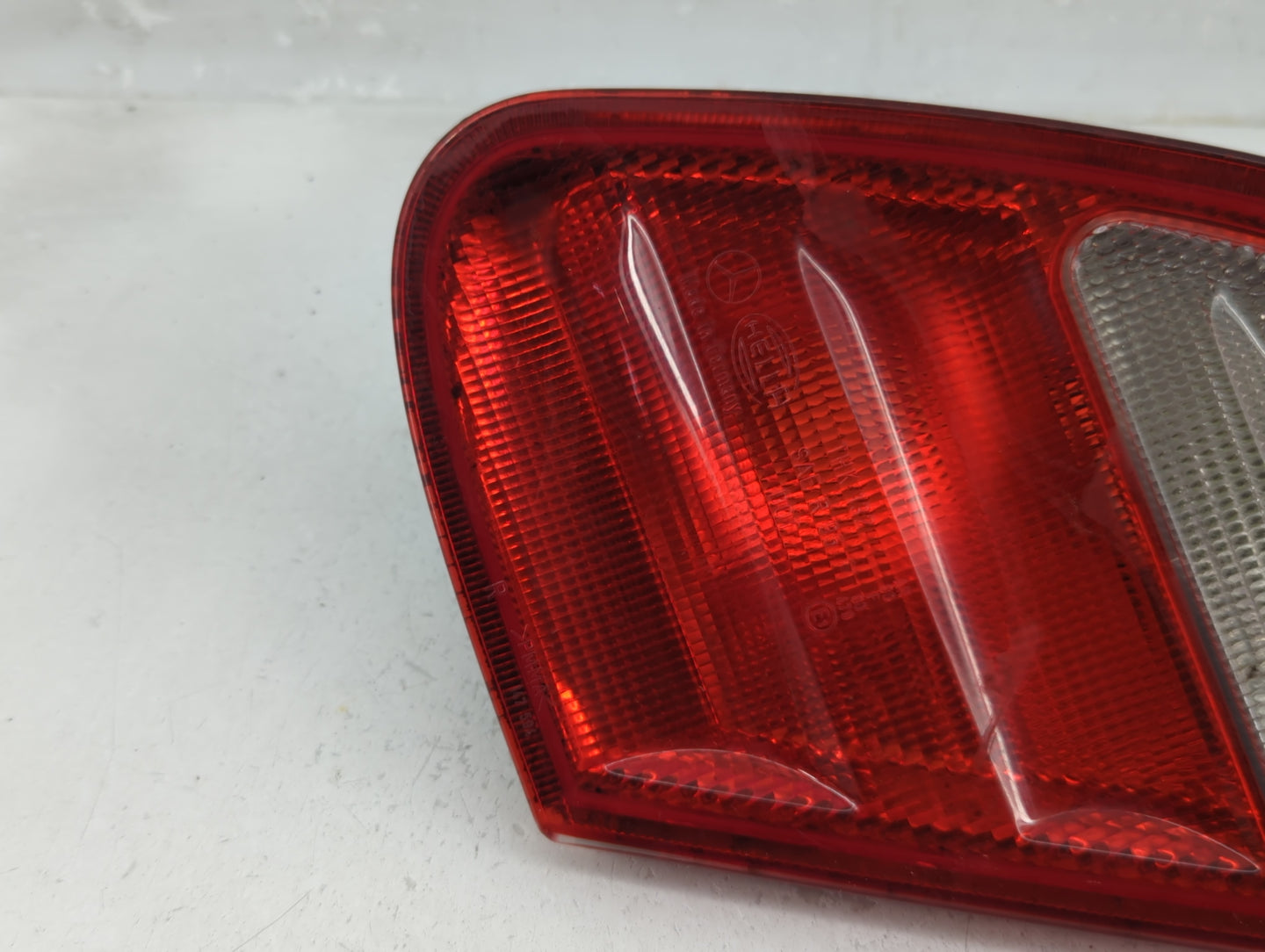 1999 Mercedes-Benz Clk280 Tail Light Assembly Passenger Right OEM Fits Fits 1998 2000 2001 2002 2003 OEM Used Auto Parts - O